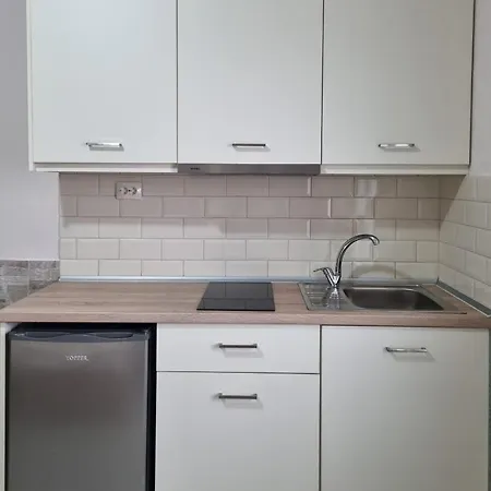 Lägenhetshotell Anna Christina 3*