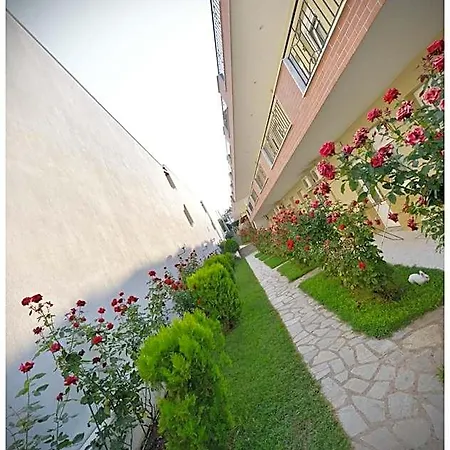 Anna Christina Aparthotel 3*