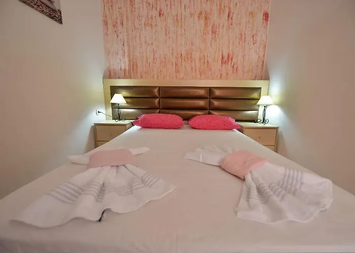 Apart Otel Anna Christina Metamorfosi (Sithonia)
