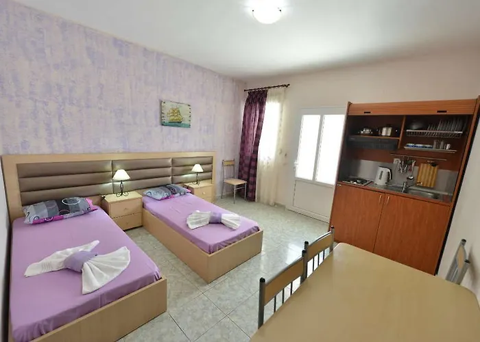 Apart Otel Anna Christina Metamorfosi (Sithonia)
